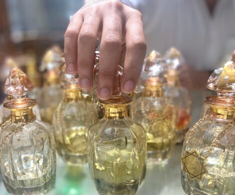 long lasting attar