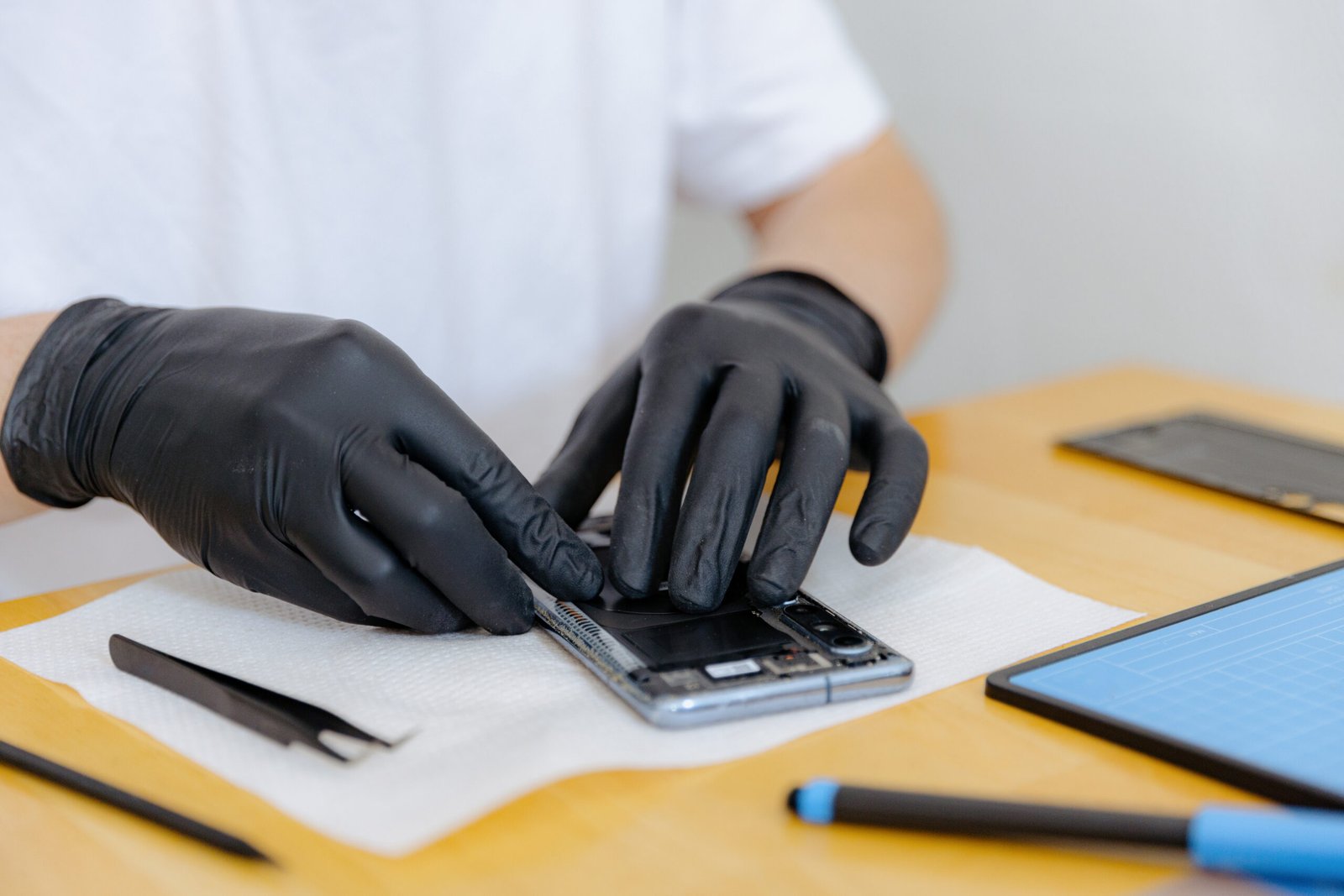 cell phone screen repair