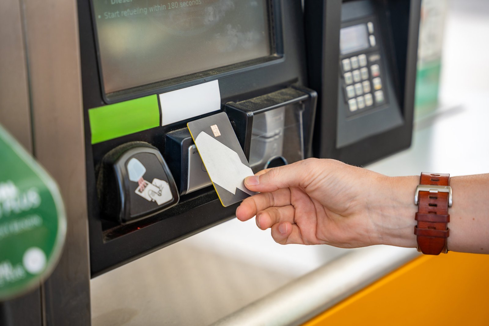 rfid tag technology